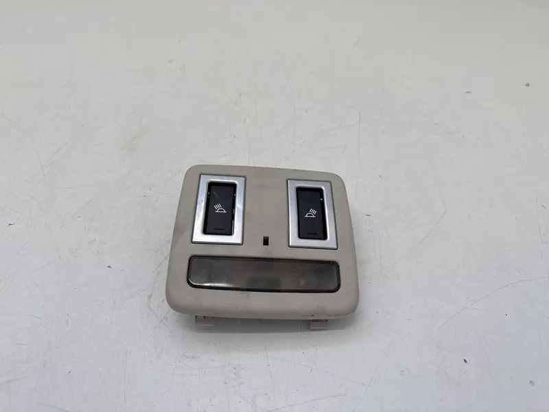Plafoniera posteriore JAGUAR XE Serie (X760) (15>) GX7313776 Diesel 2000