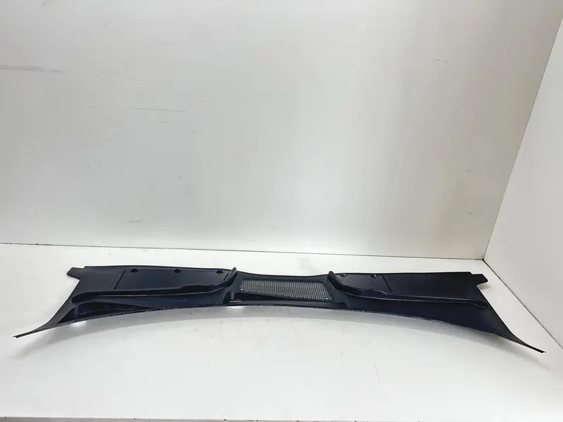Plastiche profilo esterno sotto parabrezza AUDI A4 Allroad Serie B9 (8WH) (16>20) 8W18194039B9 8W1819403 Diesel 2.0 (16>20)