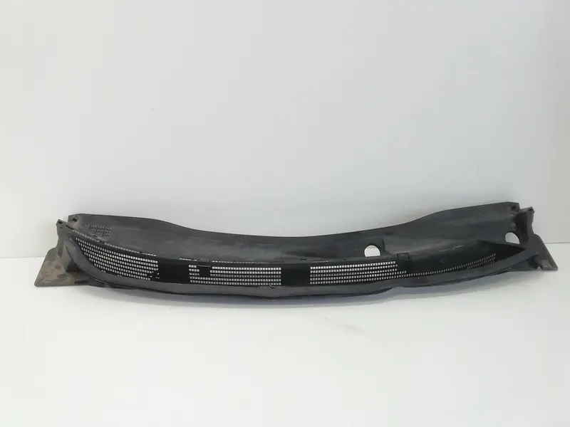 Plastiche profilo esterno sotto parabrezza NISSAN Micra 7° Serie 668621HB Benzina 1200 (10>16)