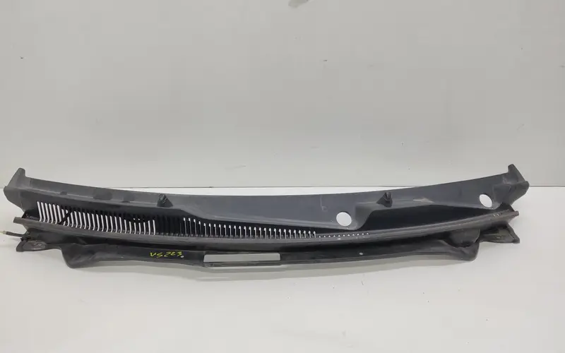 Plastiche profilo esterno sotto parabrezza SUZUKI Alto 3° Serie 72330M68K115PK 7233368K0 Benzina 1.0