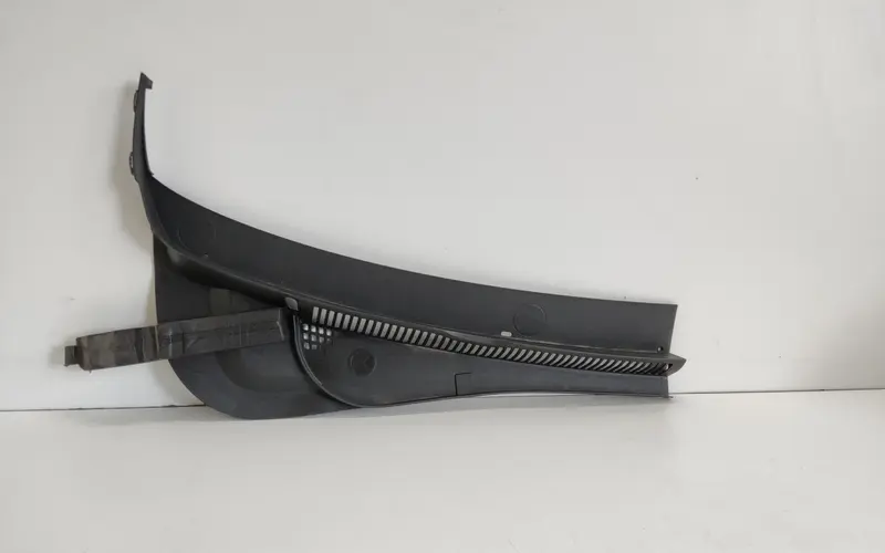 Plastiche profilo esterno sotto parabrezza VOLKSWAGEN Polo 6° Serie 2GS819404 Benzina