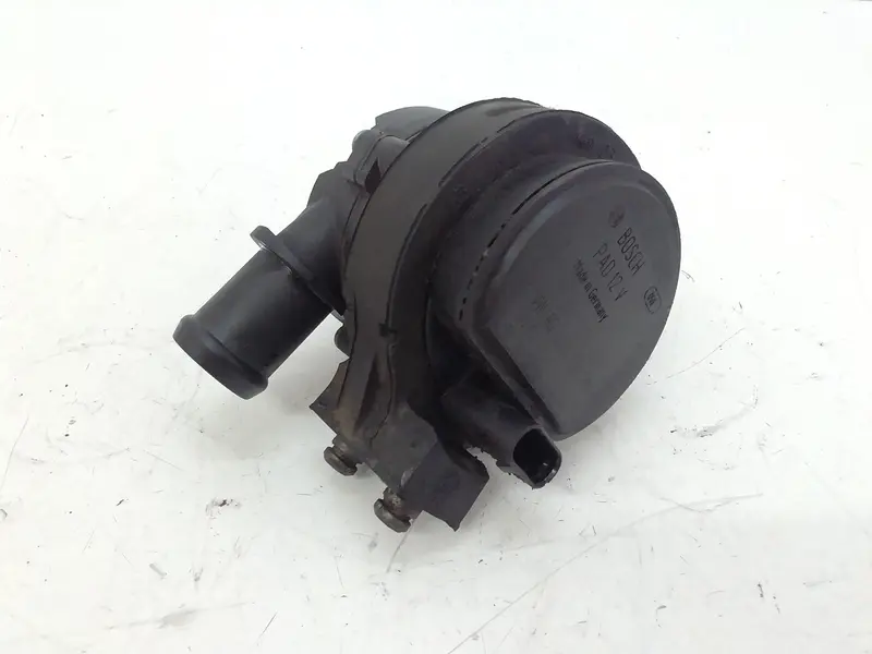 Pompa acqua ausiliaria AUDI Q2 Serie (GAB) (16>) 5G0965567 Diesel 1600