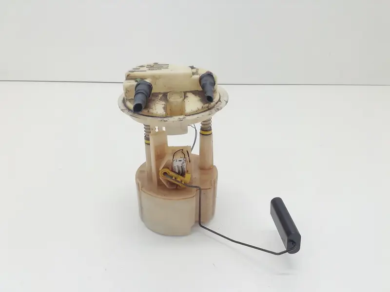 Pompa Carburante RENAULT Clio Serie (01>05) 8200128479 Diesel 1500 (01>05)