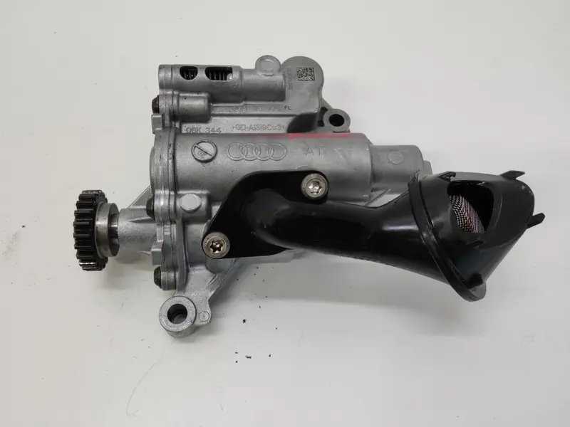Pompa Olio VOLKSWAGEN Polo 6° Serie 06H115105FL Benzina 2000