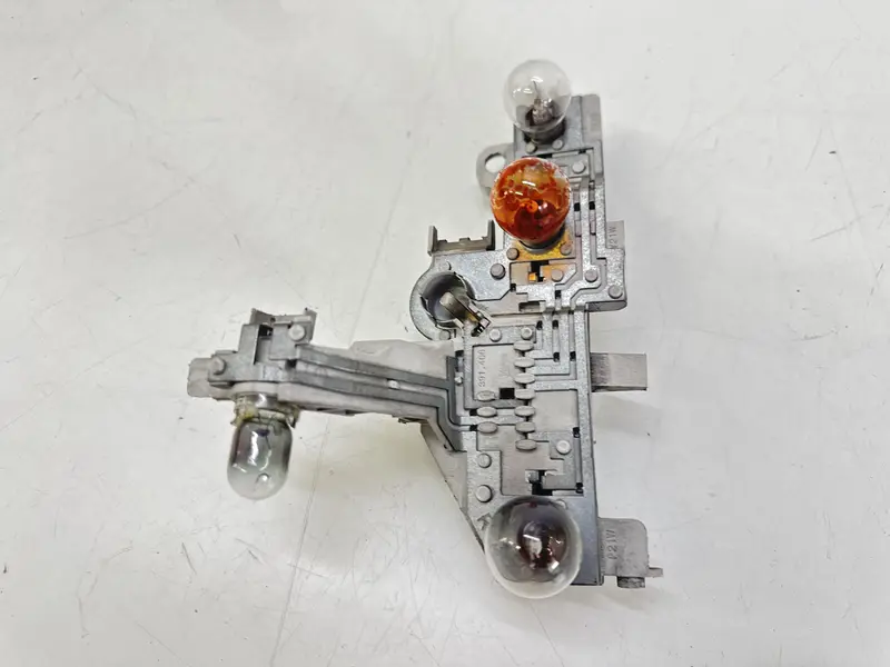 Portalampada stop SX BMW Serie 1 Serie (E87) (07>) 391466 Diesel 2.0