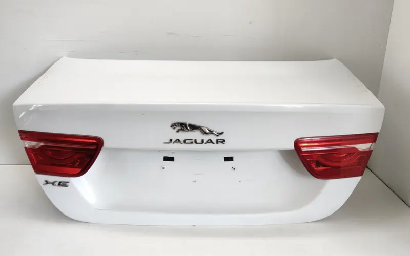 Portellone Posteriore JAGUAR XE Serie (X760) (15>) T4N3190 Diesel 2.0