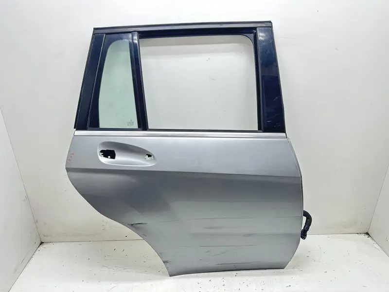 Portiera Posteriore Destra MERCEDES Classe GLK Serie (X204) (08>15) A2047301400 Diesel 2.2 (08>15)