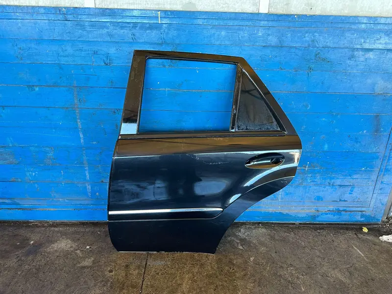 Portiera Posteriore Sinistra MERCEDES ML W164 3° Serie A1647300105 A1647300105 Diesel 3.0 (05>11)