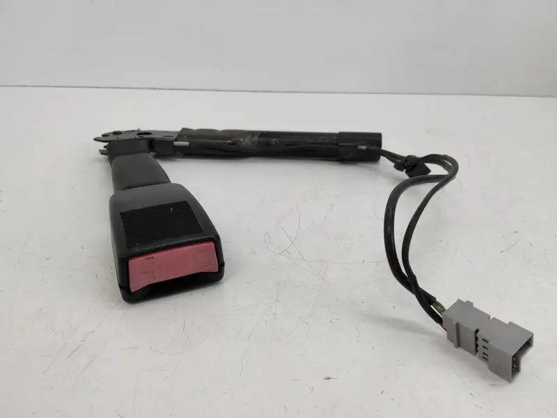 Pretensionatore BMW Serie 1 Serie (E87) (04>07) 33044477F 7126296 Diesel 2000 (04>07)