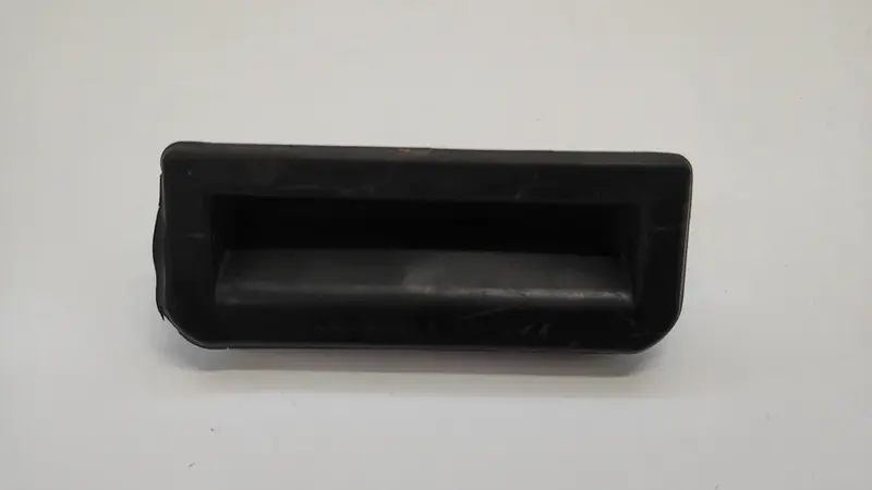 Pulsante apertura portellone posteriore AUDI Q2 Serie (GAB) (16>) 6v0827566 Diesel 1600