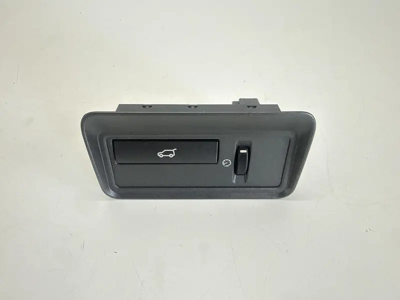 Pulsante apertura portellone posteriore LAND ROVER Range Rover Evoque 1° Serie BJ3211654BB Diesel 2.2