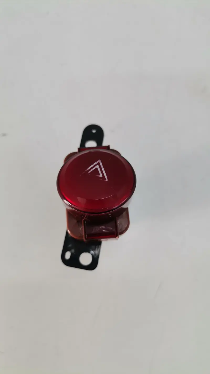 Pulsante luci di emergenza HONDA Civic Berlina 5P (06>11) m30581 Benzina 1400 (06>11)