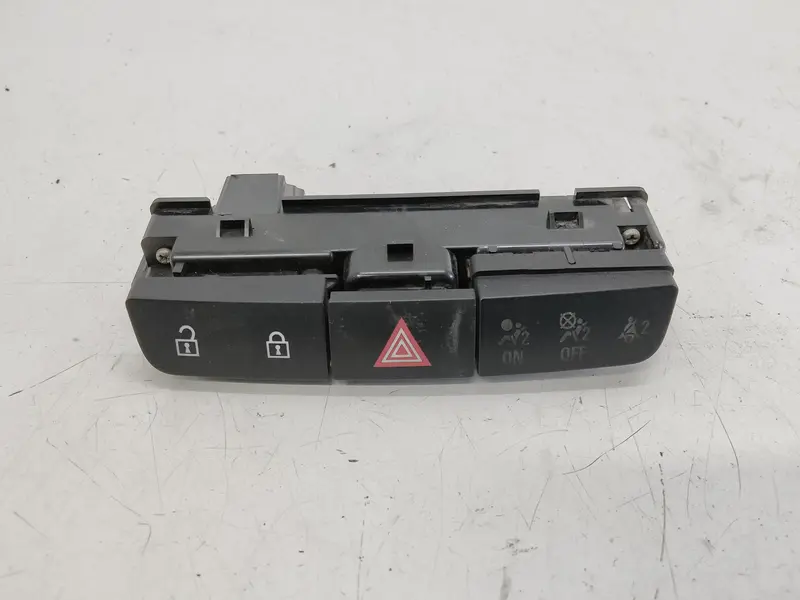 Pulsante luci di emergenza OPEL Insignia Berlina 13324594 Diesel 2000 (08>17)