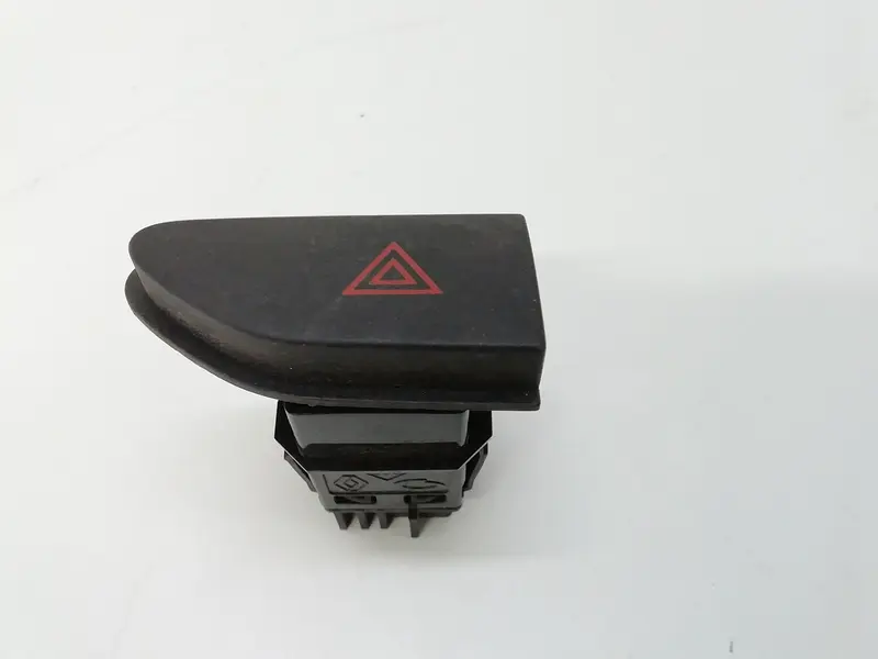 Pulsante luci di emergenza RENAULT Captur Serie 252907372R Benzina (13>19)