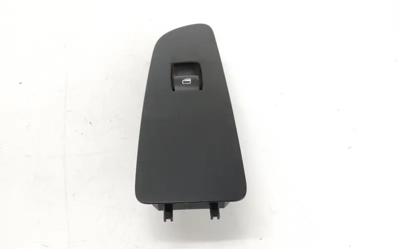 Pulsantiera Anteriore Destra BMW Serie 1 Serie (E87) (07>) 15939966 Diesel 2.0