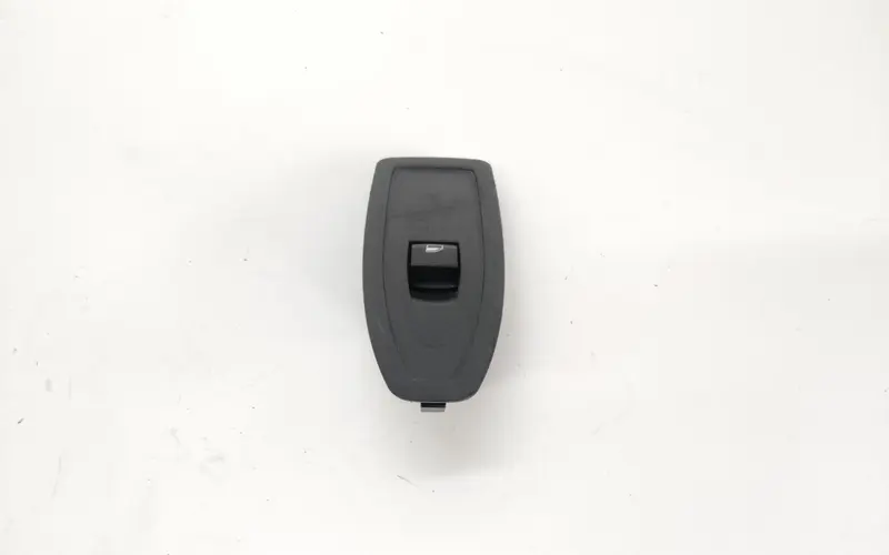 Pulsantiera Anteriore Destra BMW Serie 4 Gran Coupè (F36) 9208107-02 Benzina