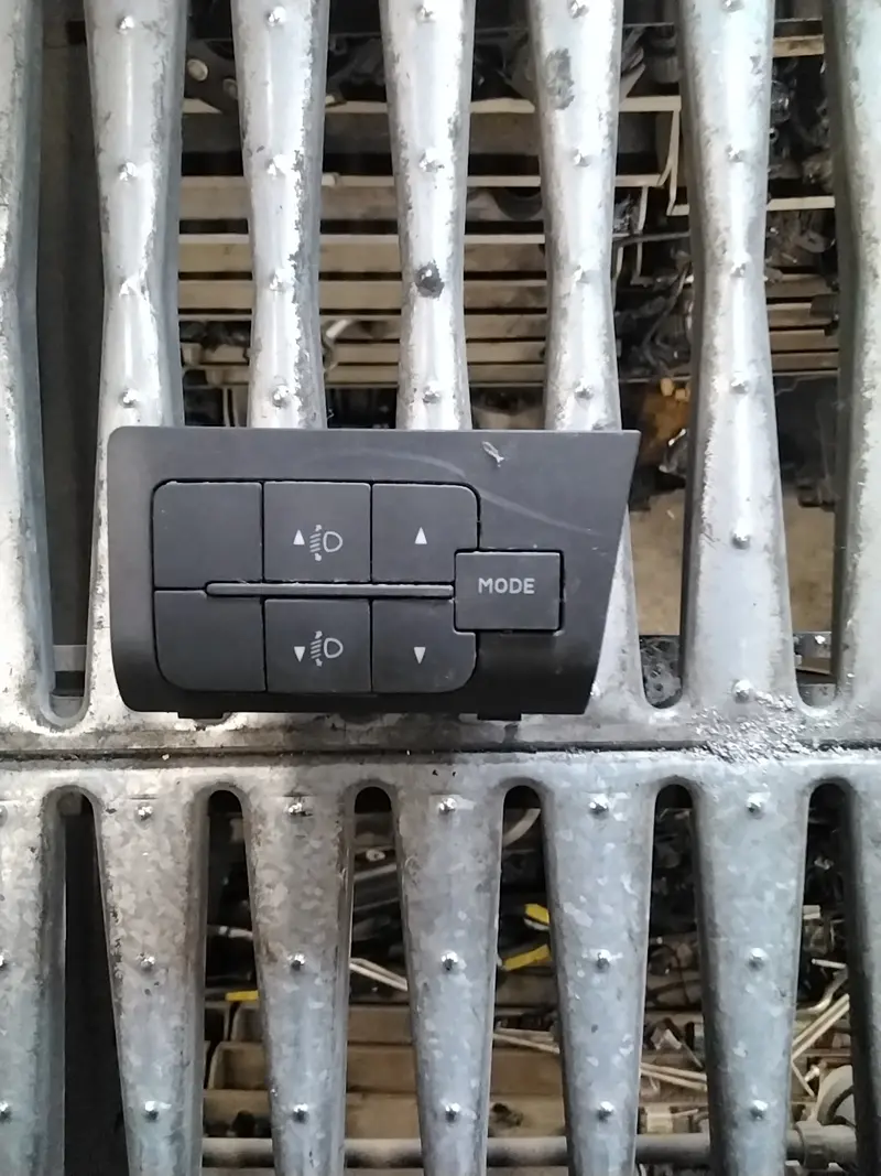 Pulsantiera regolazione luci fiat ducato 2006-2014 codice