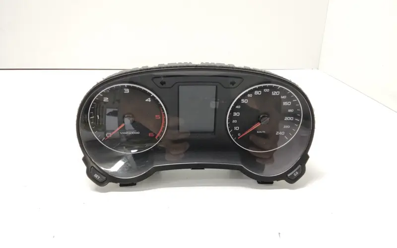 Quadro Strumenti AUDI A1 Serie (8X1) (10>14) 8X0920900C 8X0920900C Diesel 1.6 (10>14)