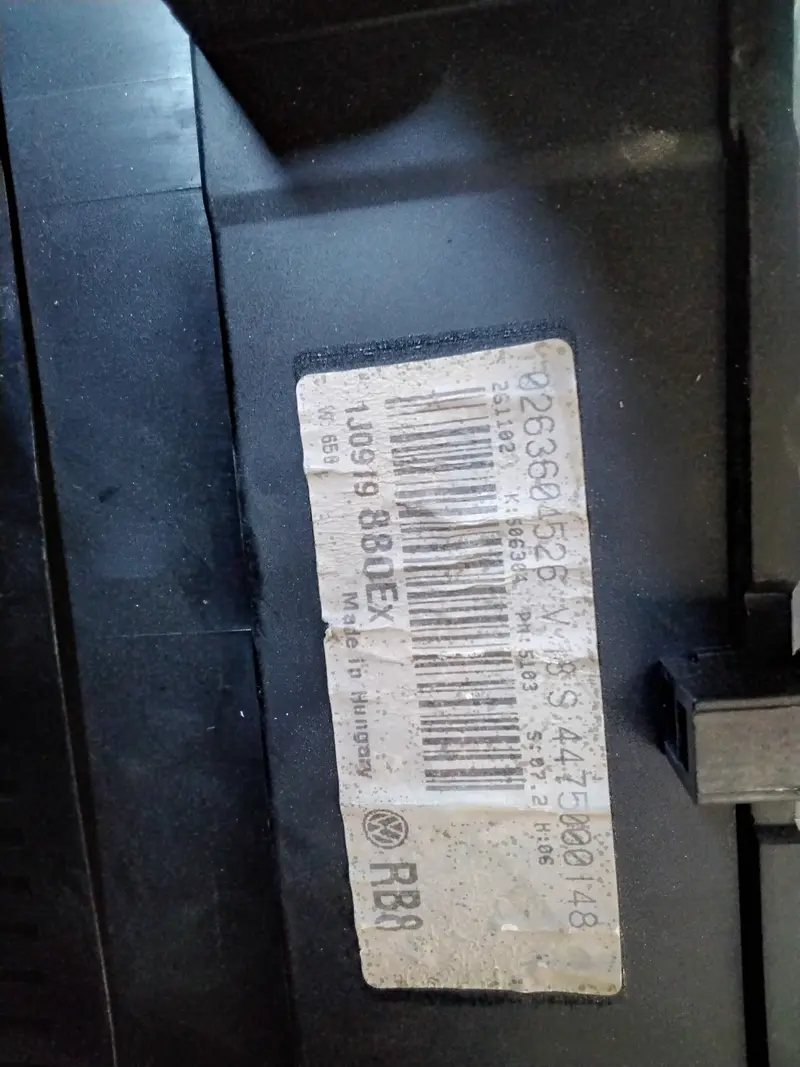 Quadro strumenti contachilometri Volkswagen golf 4 1997-2003 codice 1J0919880EX