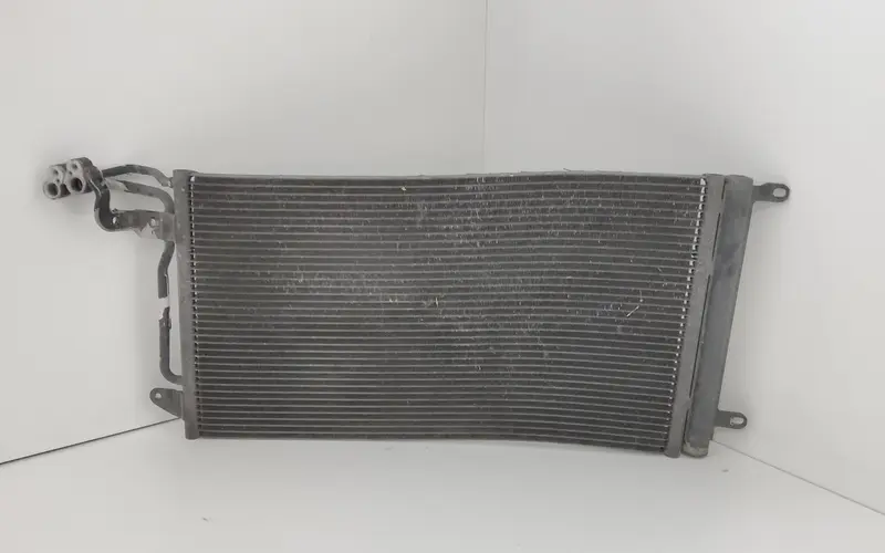 Radiatore A/C AUDI A1 Serie (8X1) (10>14) 6R0820411AC 6R0820411AC Diesel 1.6 (10>14)