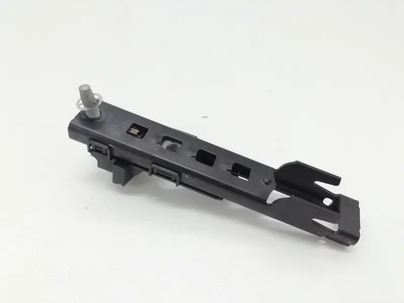 Regolazione altezza cintura di sicurezza DX MERCEDES GLE Coupe (W292) (15>) A1668600088 Diesel 3000