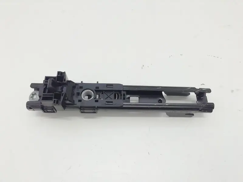 Regolazione altezza cintura di sicurezza SX MERCEDES CLA Serie (13>) A0008600388 Diesel 2200