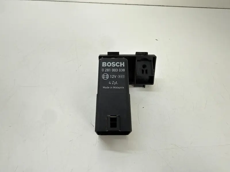 Relè riscaldamento candelette AUDI A1 Serie (8X1) (10>14) 0281003038 Benzina (10>14)
