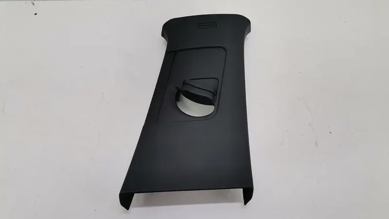 Rivestimento montante anteriore DX AUDI Q3 Sportback Serie (F3N) (19>) 83f867244 Diesel 2000
