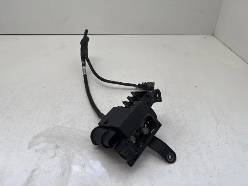 Scatola porta fusibili AUDI A4 Avant (8W5) (15>) 8W0941823 Benzina