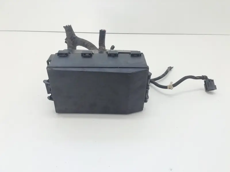 Scatola porta fusibili FORD Focus Berlina 2° Serie 518261300 Diesel 1800 (01>04)