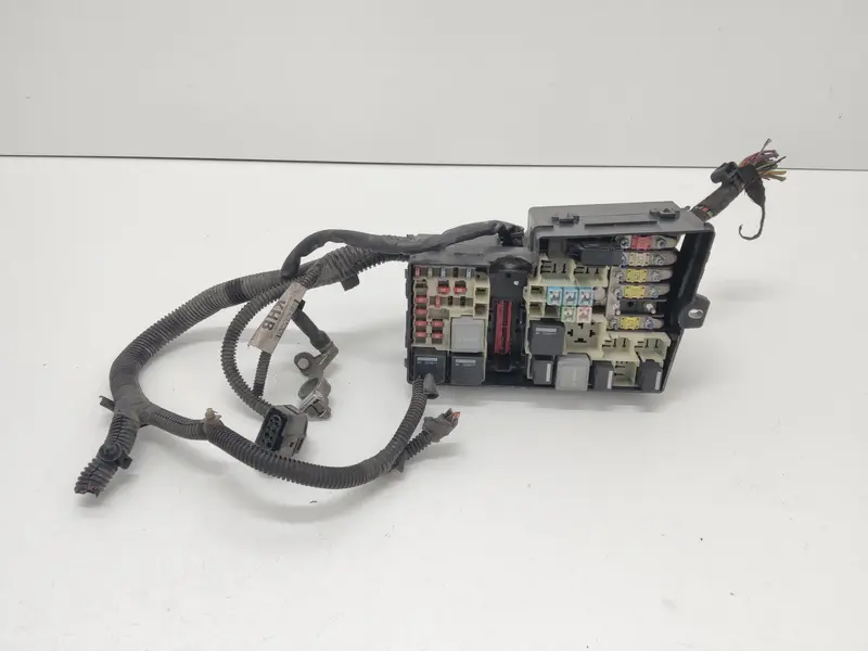 Scatola porta fusibili FORD Focus C-Max Serie (03>07) 3M5T-14A067-BC Diesel 1.6 (03>07)
