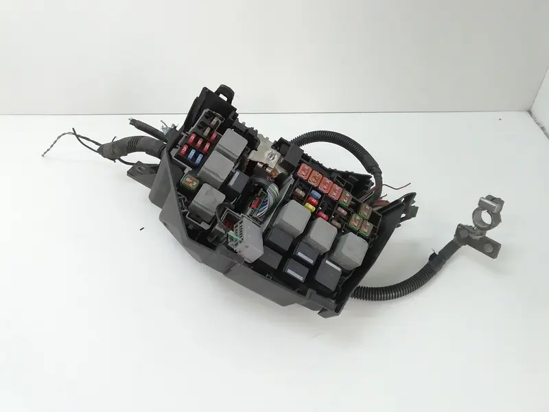 Scatola porta fusibili FORD Mondeo Berlina 4° Serie 6G91-14A067-AB Diesel 2000 (03>05)