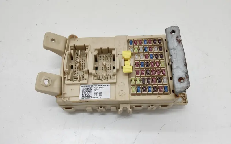 Scatola porta fusibili KIA Rio Serie (17>) 91950H8570 Bifuel/Gas 1.2