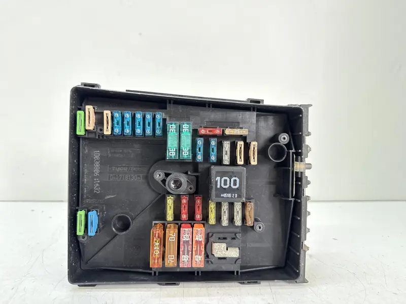 Scatola porta fusibili SEAT Altea Berlina 1K0937125A Diesel 1.9