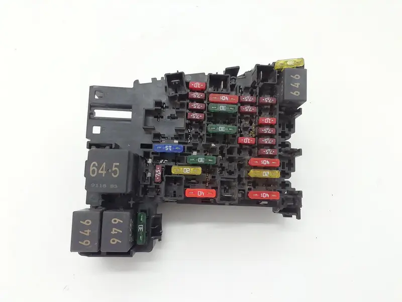 Scatola porta fusibili VOLKSWAGEN T-Roc Serie 5Q0937615C Diesel 1600 (17>21)