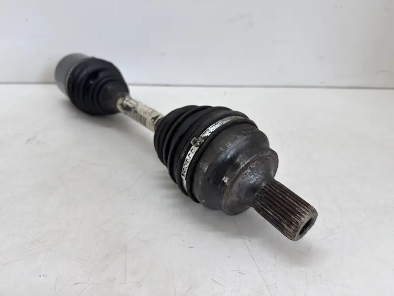Semiasse Anteriore Sinistro MERCEDES Classe GLK Serie (X204) (08>15) A2043301500 A2043302201 Diesel 2.2 (08>15)