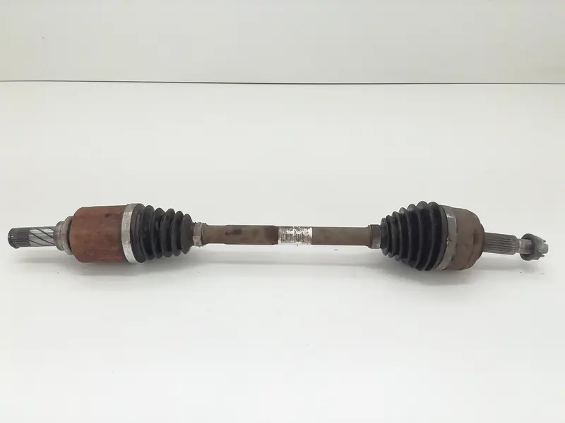 Semiasse anteriore Sinistro RENAULT Megane III Grand Tour (08>15) 8200847584 Diesel 1500 (08>15)