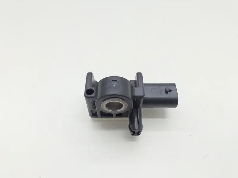Sensore Airbag MERCEDES CLA Serie (13>) A1668210151 Diesel 2200