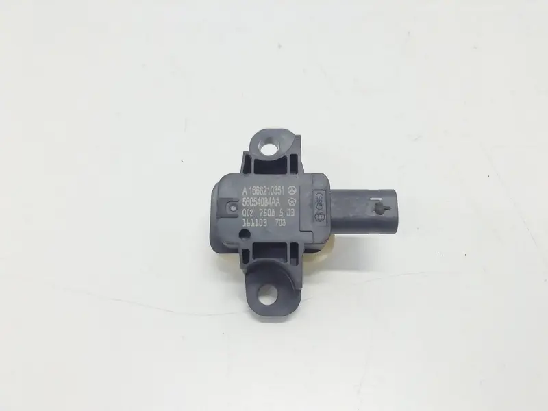 Sensore Airbag MERCEDES Classe A Serie (W176) (12>18) A1668210351 Diesel 2000 (12>18)