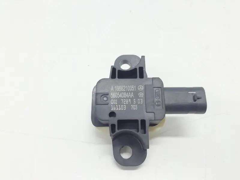 Sensore Airbag MERCEDES Classe A Serie (W176) (12>18) A1668210351 Diesel 2000 (12>18)