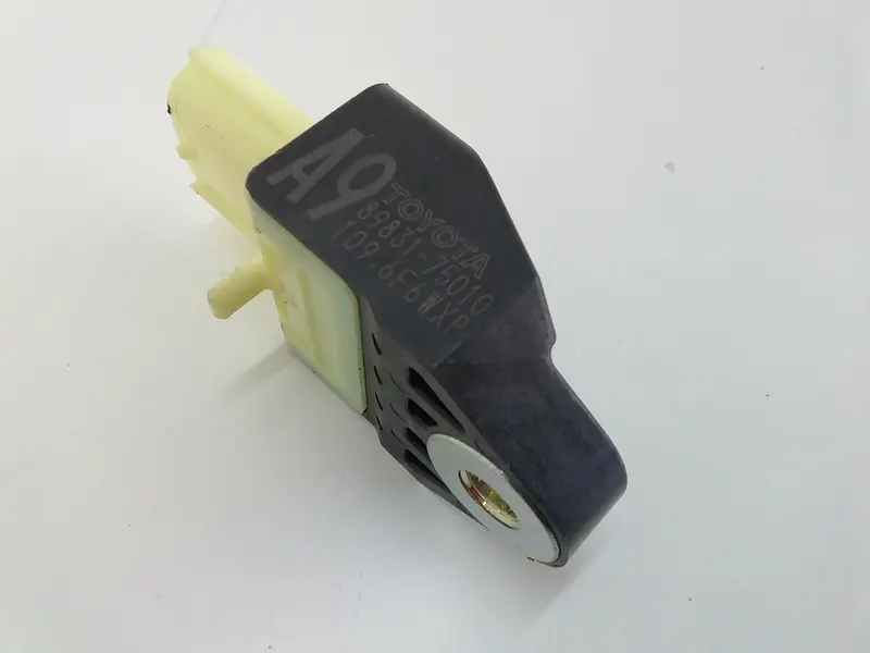 Sensore Airbag TOYOTA IQ 1° Serie 89831-75010 Diesel 1400