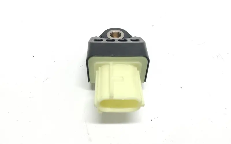 Sensore Airbag TOYOTA Rav4 4° Serie 8983133020 8983133020 Diesel 2.2 (05>09)