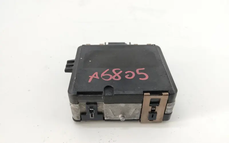 Sensore angolo cieco AUDI Q3 Sportback Serie (F3N) (19>) 3Q0907590K Benzina