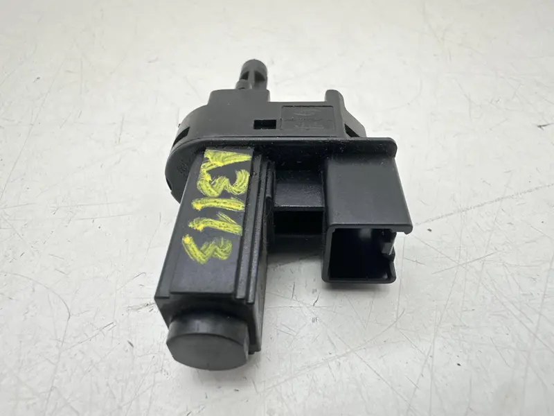 Sensore pedale freno FORD Fiesta 6° Serie 4M5T7C534AA Bifuel/Gas 1.4 (08>17)