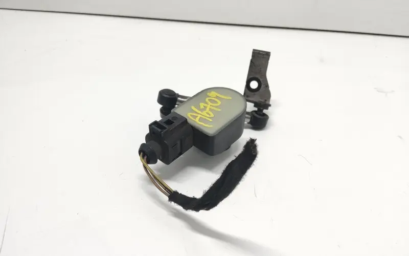 Sensore regolazione altezza faro MERCEDES Vito W639 2° Serie A9065420118 Benzina (03>14)