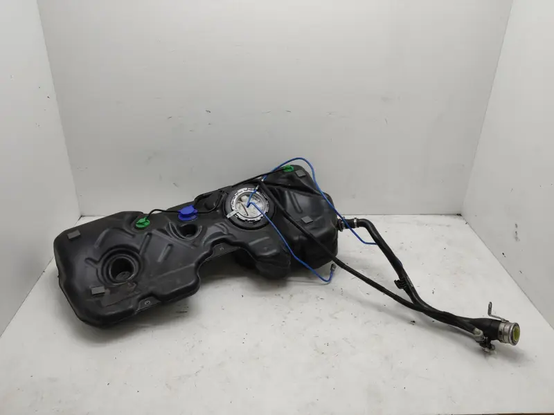 Serbatoio carburante BMW Serie 1 F40 (19>) 7465135 Benzina