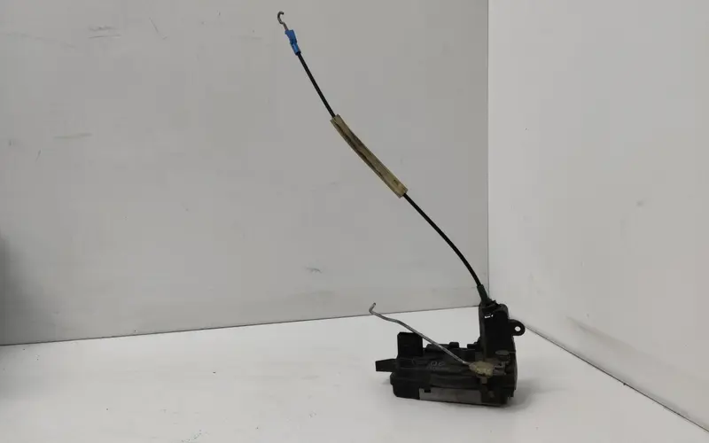 Serratura Anteriore Destra OPEL Zafira B 13210749 13210749 Diesel 1.9 (05>08)