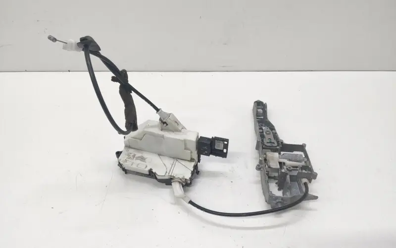 Serratura Anteriore Destra PEUGEOT 308 Serie (07>14) 9800616580 567147 Diesel 2.0 (07>14)