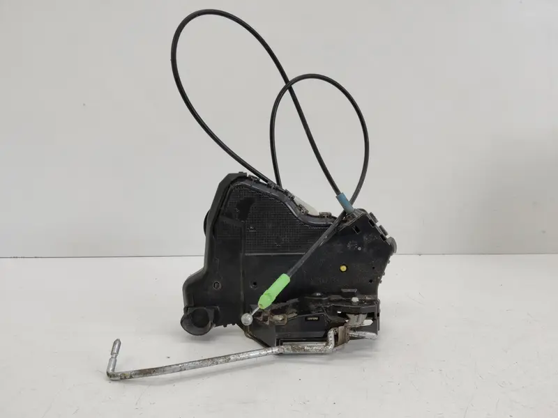 Serratura Anteriore Destra TOYOTA Rav4 4° Serie Diesel 2200 (05>09)