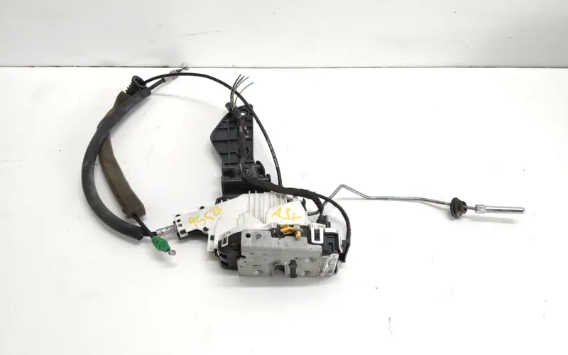 Serratura Anteriore Sinistra FIAT Freemont 1° Serie K04589913AH 04589913AE Diesel 2.0
